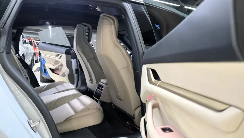 Porsche Taycan