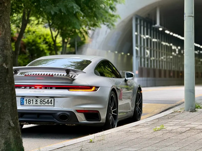 Porsche 911