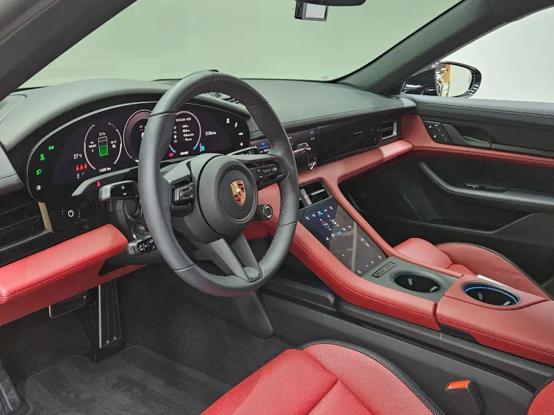 Porsche Taycan