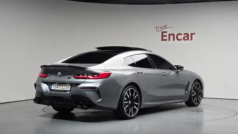 BMW 8-Series