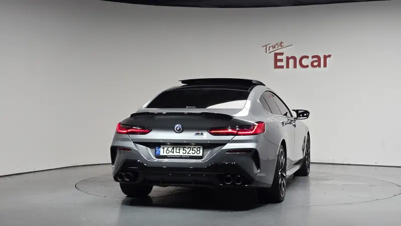 BMW 8-Series