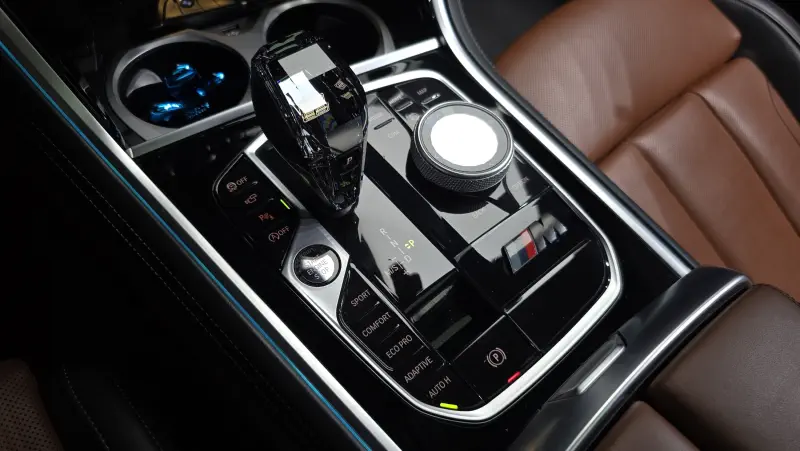 BMW 8-Series