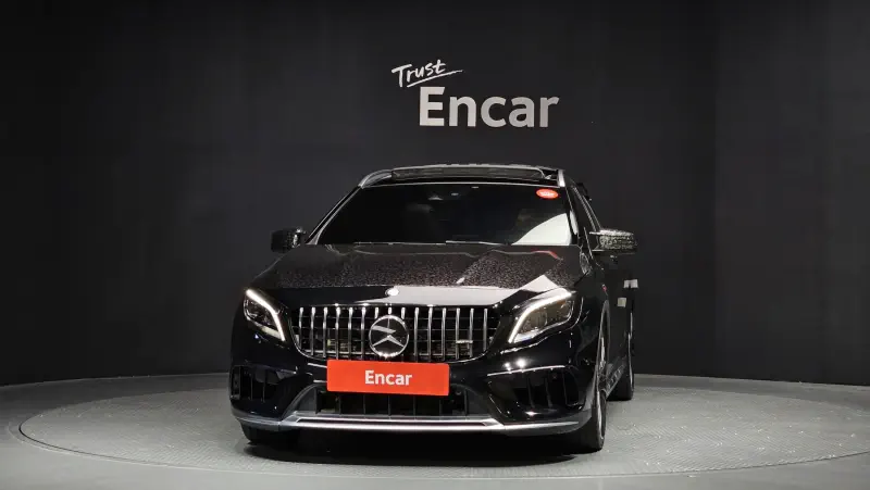 Mercedes-Benz GLA-Class