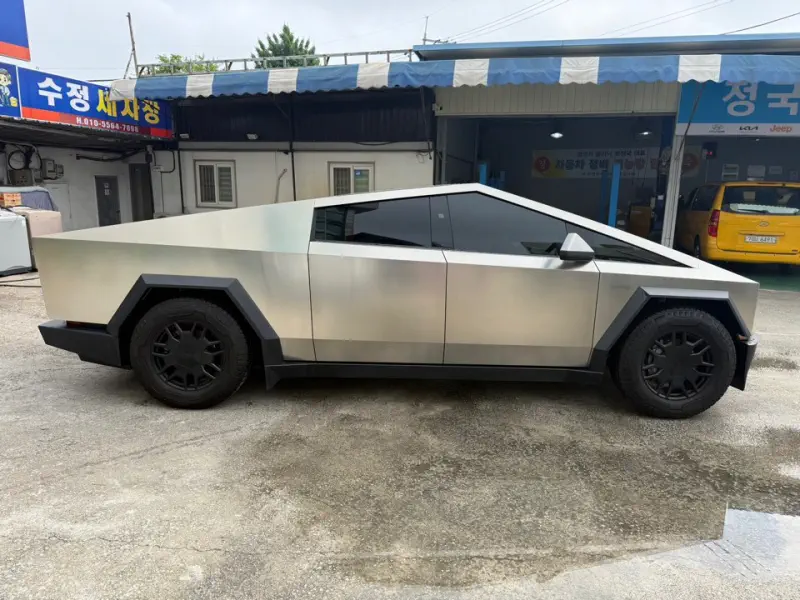 Tesla Cybertruck