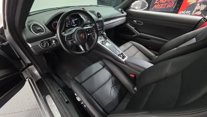 Porsche Cayman
