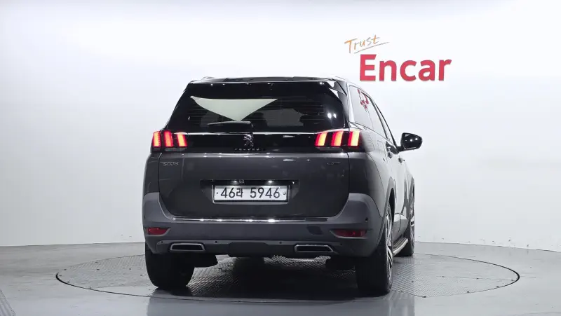 Peugeot 5008