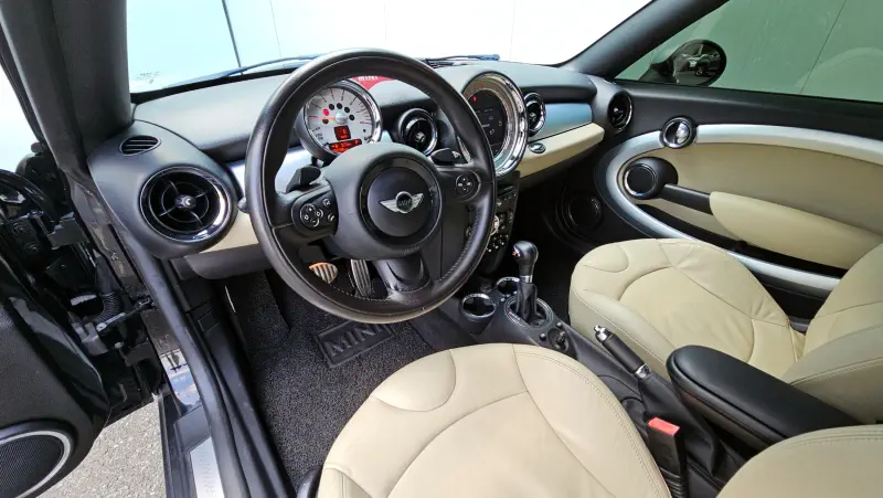 MINI Coupe