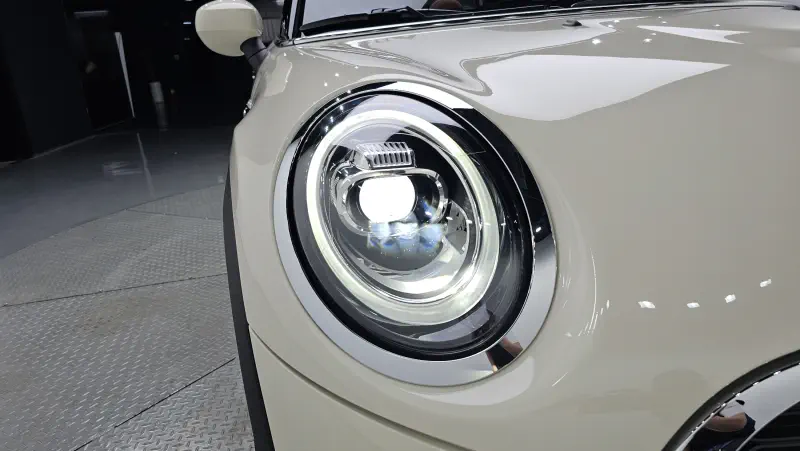 MINI Cabrio