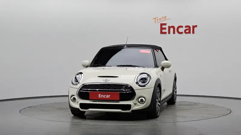 MINI Cabrio