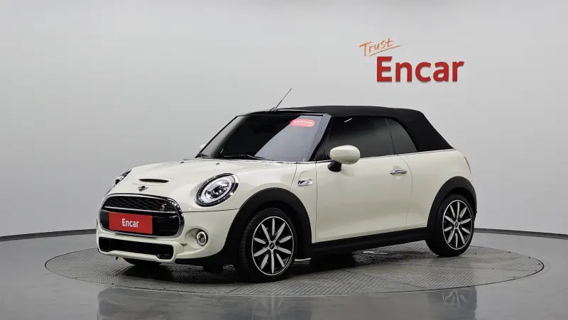 MINI Cabrio