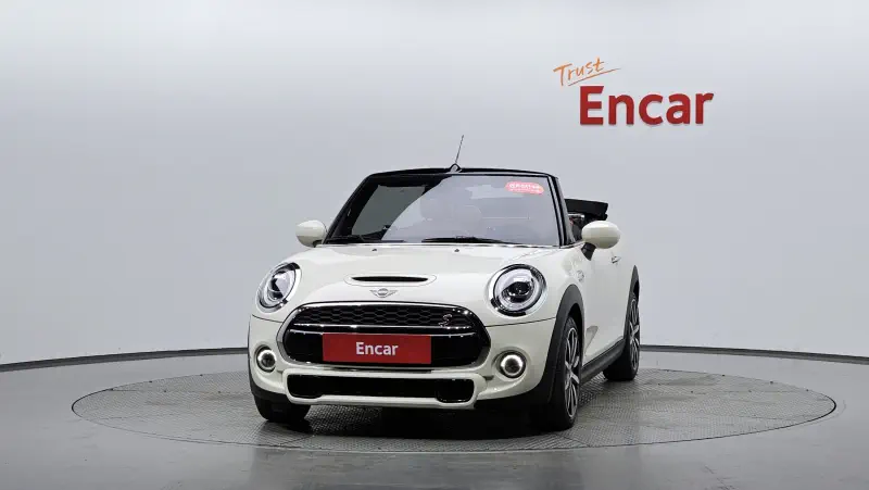 MINI Cabrio