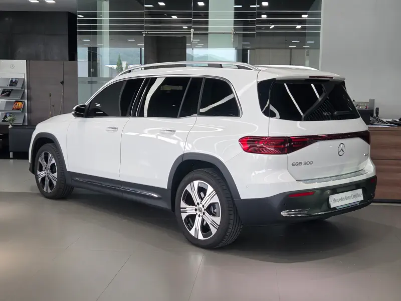 Mercedes-Benz EQB