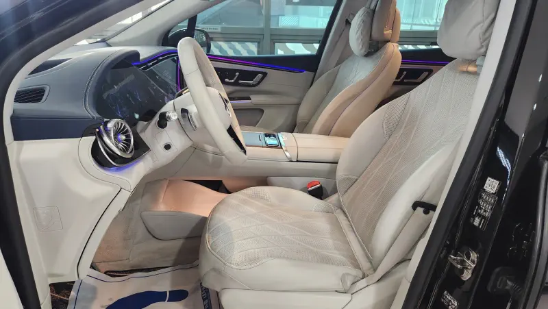 Mercedes-Benz EQS SUV