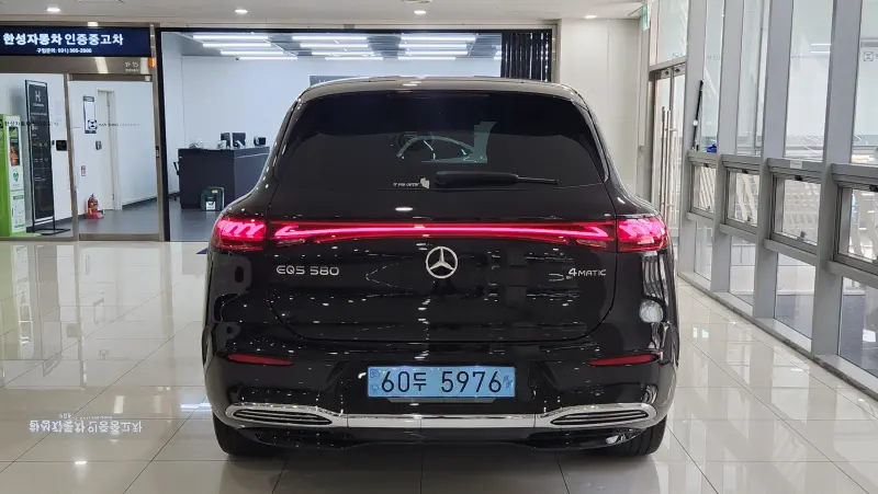 Mercedes-Benz EQS SUV