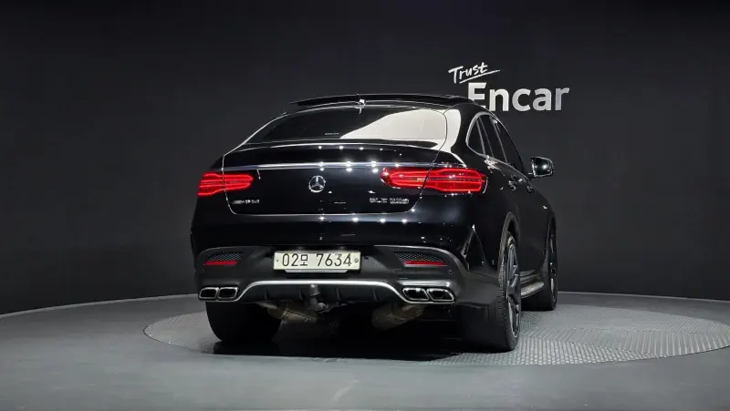 Mercedes-Benz GLE-Class