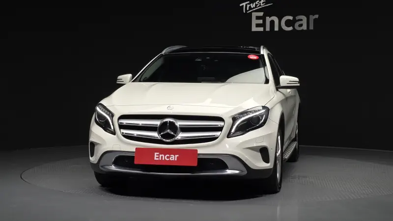 Mercedes-Benz GLA-Class