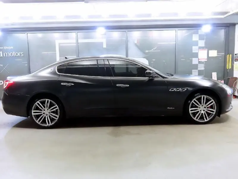 Maserati Quattroporte