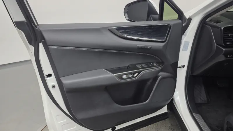 Lexus NX450h+