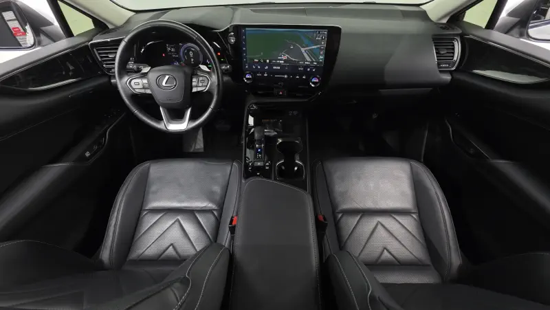 Lexus NX450h+