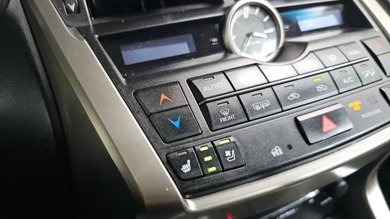 Lexus NX300h