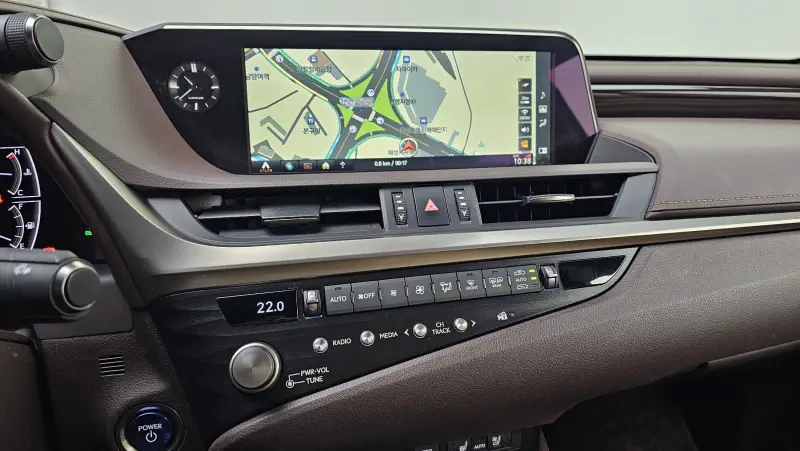 Lexus ES300h