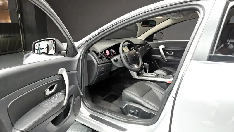 Renault Samsung SM5
