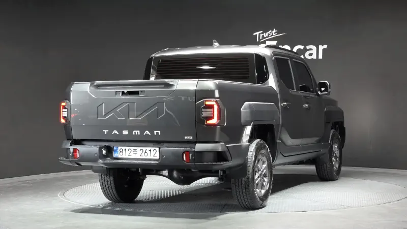 Kia Tasman