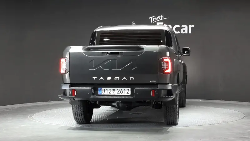 Kia Tasman