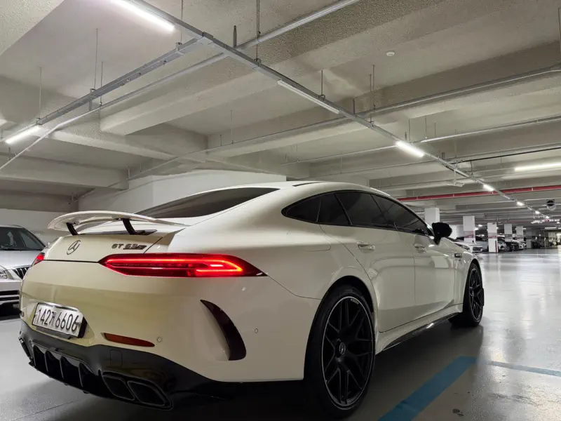 Mercedes-Benz AMG GT