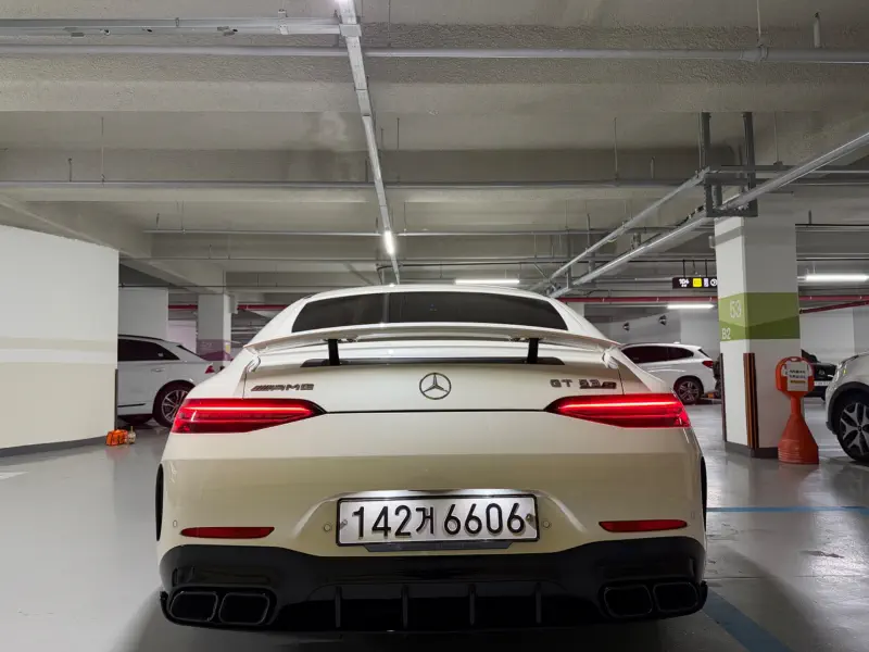 Mercedes-Benz AMG GT