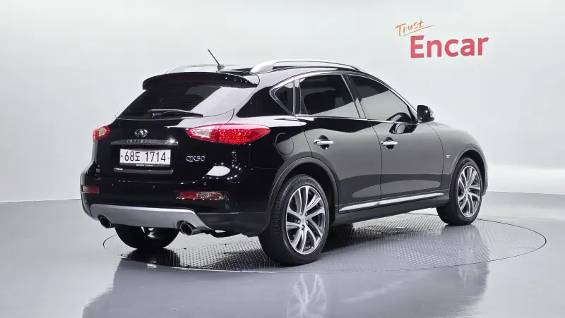 Infiniti QX50