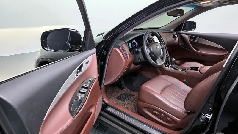 Infiniti QX50
