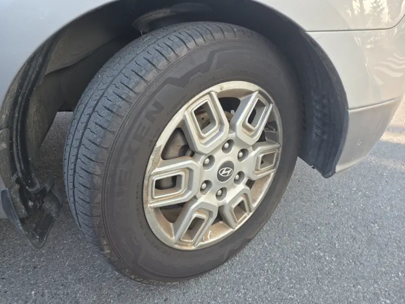 Hyundai Grand Starex