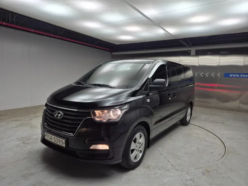Hyundai Grand Starex