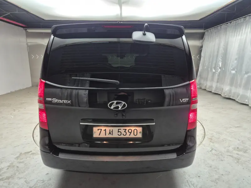 Hyundai Grand Starex