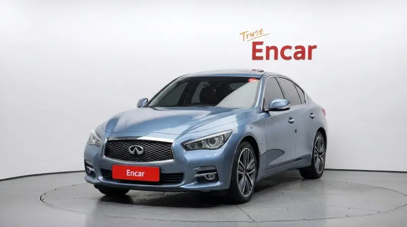 Infiniti Q50