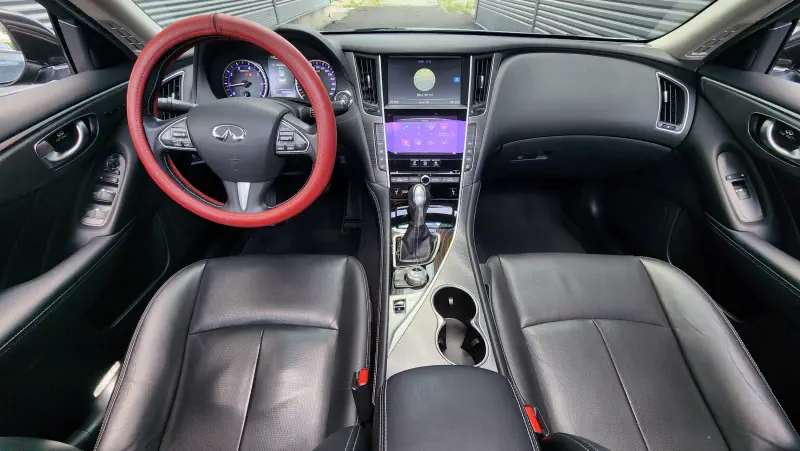 Infiniti Q50