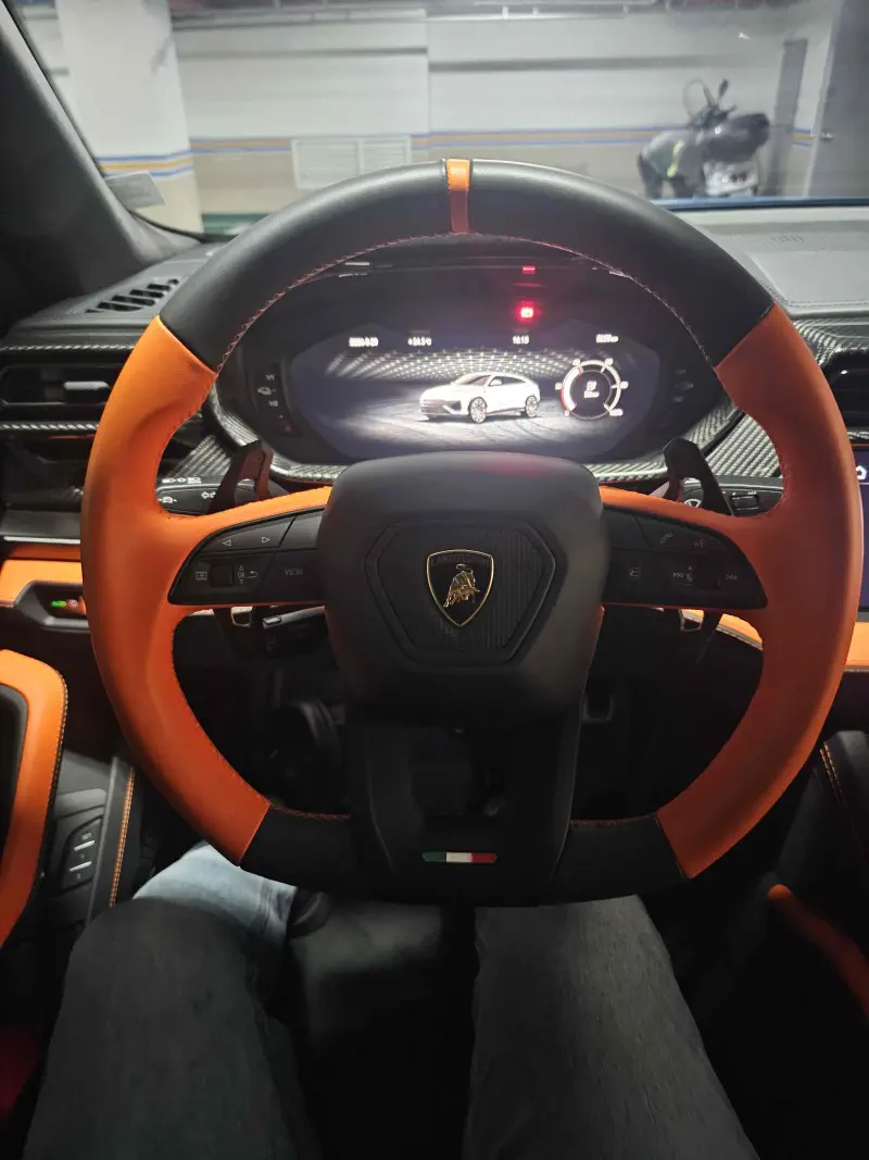 Lamborghini Urus
