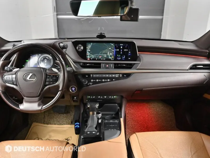 Lexus ES300h