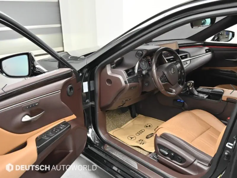 Lexus ES300h