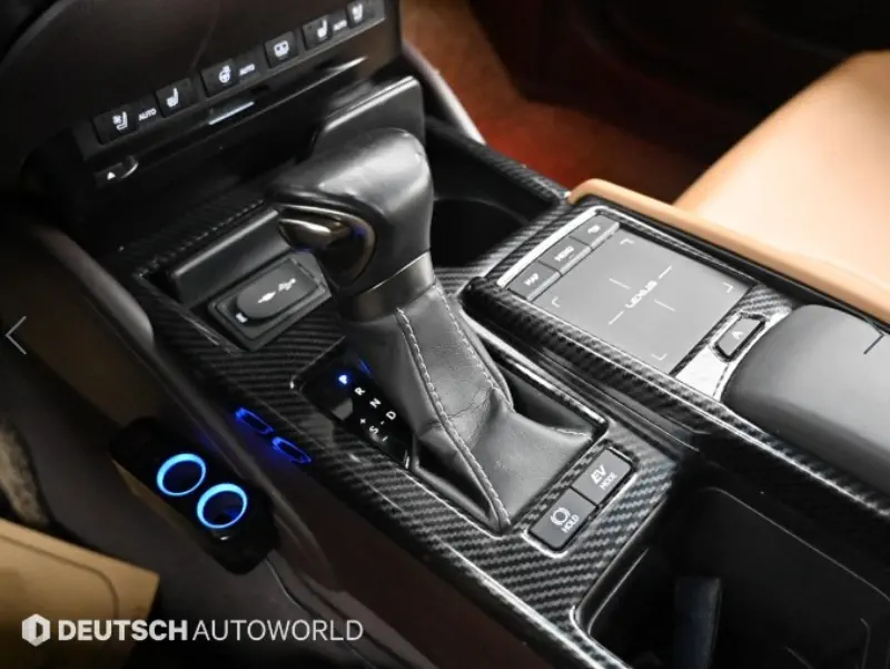 Lexus ES300h