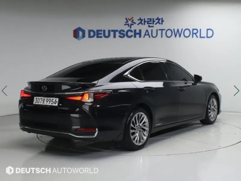 Lexus ES300h