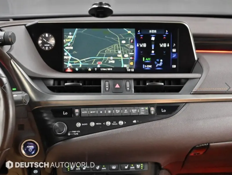 Lexus ES300h