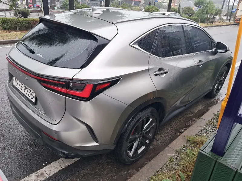 Lexus NX350h