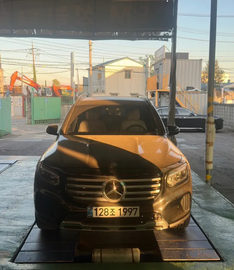 Mercedes-Benz GLB-Class