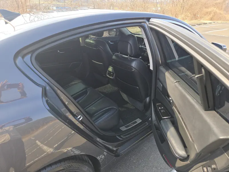 Kia K9