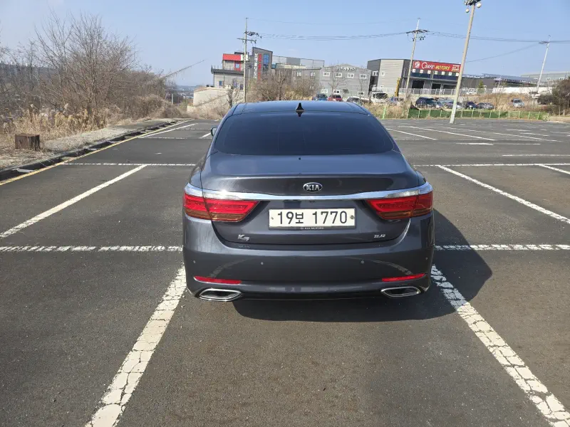 Kia K9