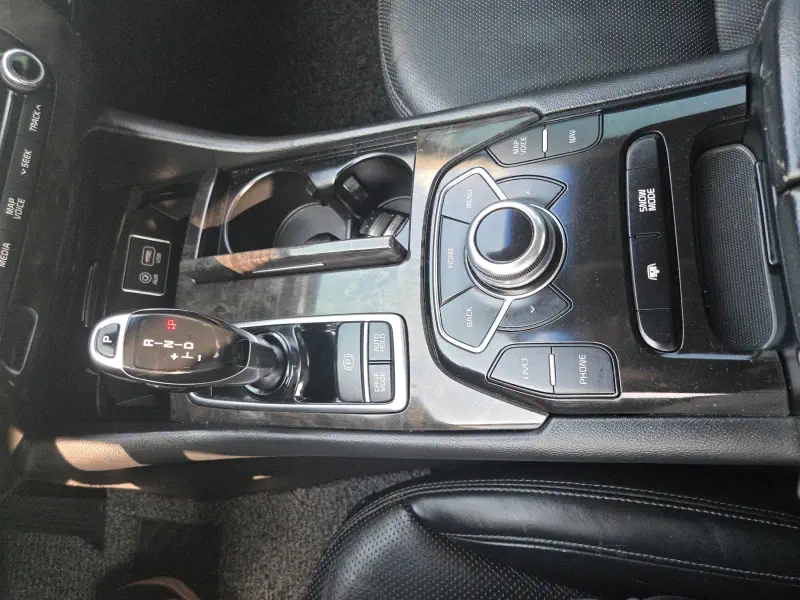 Kia K9