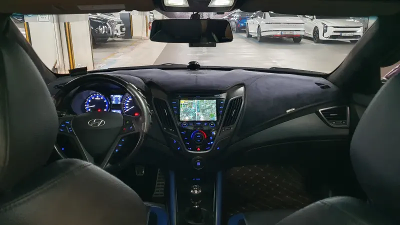 Hyundai Veloster