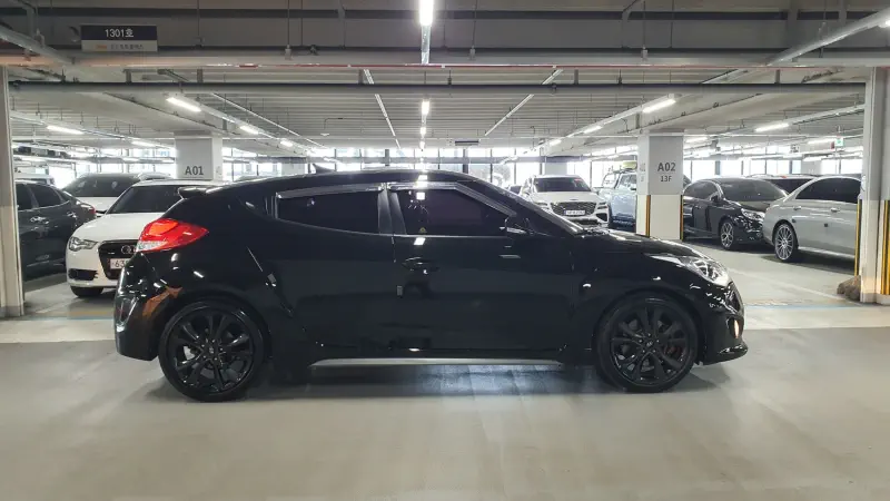 Hyundai Veloster